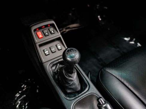 Used 1995 Porsche 911 Carrera RWD image 18