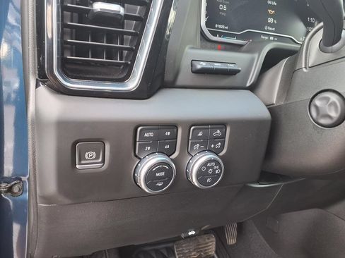 Used 2023 GMC Sierra 1500 Denali w/ Denali Reserve Package AWD/4WD image 27