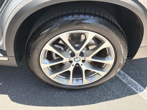 Certified 2024 BMW X5 sDrive40i w/ Parking Assistance Package RWD image 11