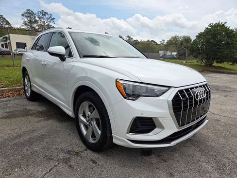 Used 2020 Audi Q3 2.0T Premium w/ Convenience Package image 3