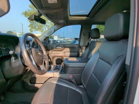 Used 2019 Chevrolet Silverado 1500 LTZ w/ LTZ Plus Package AWD/4WD image 8