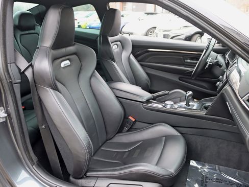 Used 2016 BMW M4 Coupe image 34