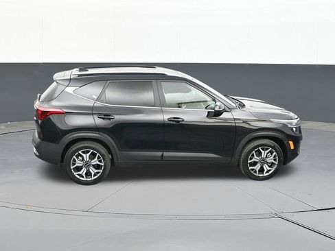 Used 2023 Kia Seltos EX image 61