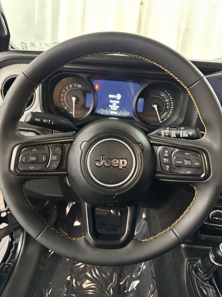 Used 2024 Jeep Wrangler Unlimited w/ Convenience Group AWD/4WD image 13