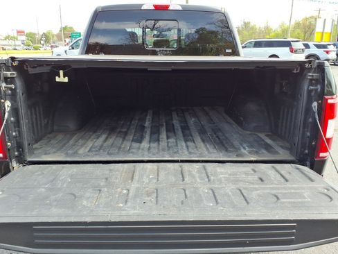 Used 2019 Ford F150 XLT w/ Equipment Group 302A Luxury AWD/4WD image 9