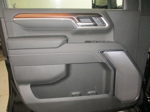 New 2025 GMC Sierra 2500 Denali w/ Technology Package image 15