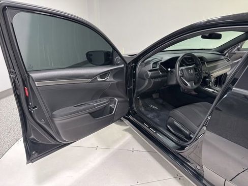 Used 2017 Honda Civic EX image 8