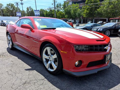 Used 2010 Chevrolet Camaro SS w/ LPO, Ground Effects Package image 5