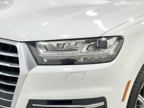 Used 2018 Audi Q7 3.0T Prestige w/ Prestige Package image 37