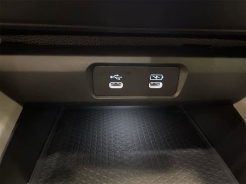 Used 2025 Honda Accord LX image 6