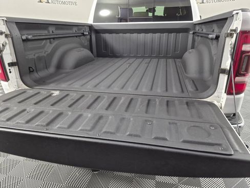 Used 2020 RAM 1500 Laramie AWD/4WD image 32