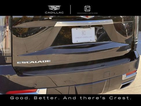 Certified 2026 Cadillac Escalade ESV Luxury image 9