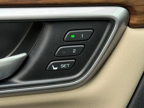 Used 2017 Honda CR-V EX-L image 15
