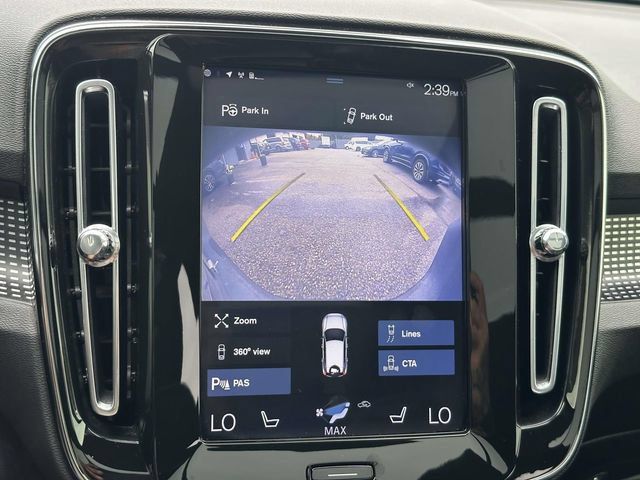 Used 2019 Volvo XC40 T5 R-Design AWD/4WD image 31