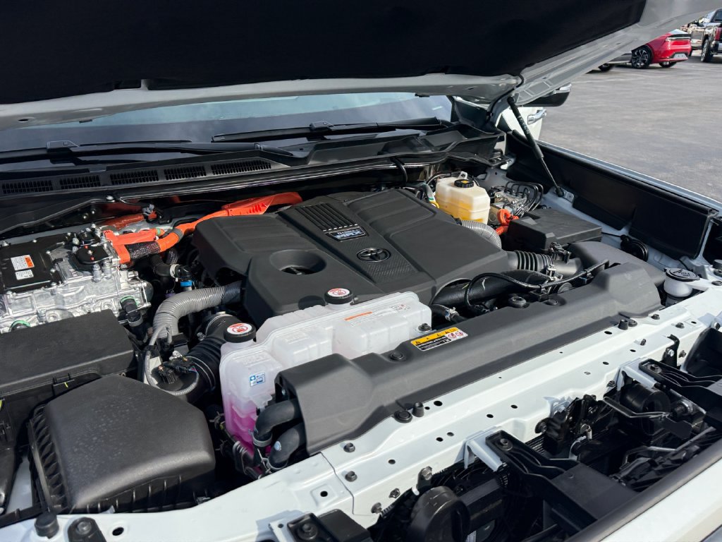 New 2026 Toyota Tundra Capstone AWD/4WD image 33