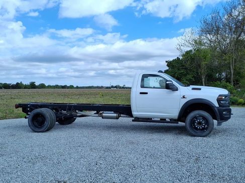 Used 2025 RAM 5500 Tradesman RWD image 4