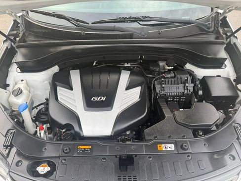 Used 2015 Kia Sorento SX image 18