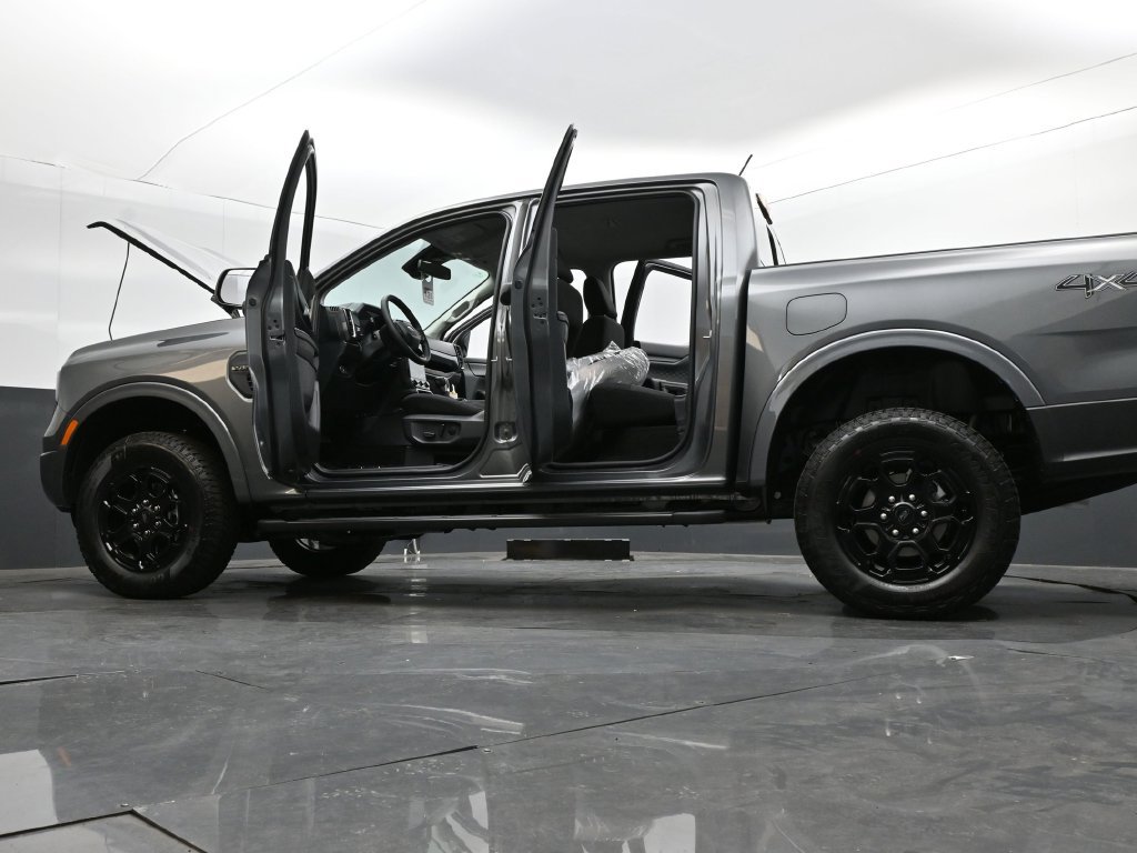 New 2026 Ford Ranger XLT w/ Equipment Group 301A High AWD/4WD image 32