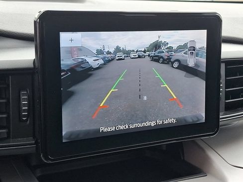 Used 2023 Ford Explorer XLT w/ Class IV Trailer Tow Package AWD/4WD image 18