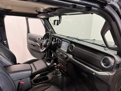 Used 2022 Jeep Wrangler Unlimited Rubicon 4xe w/ Cold Weather Group AWD/4WD image 25