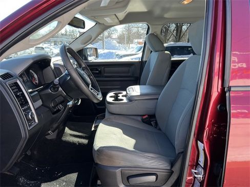 Used 2017 RAM 1500 Express image 4