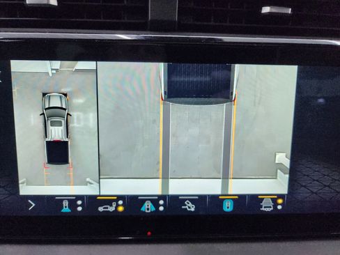 Used 2022 GMC Sierra 1500 AT4X image 67