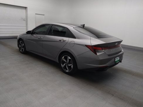 Used 2023 Hyundai Elantra SEL w/ Convenience Package FWD image 3