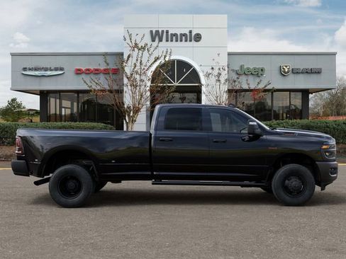 New 2026 RAM 3500 Tradesman AWD/4WD image 21