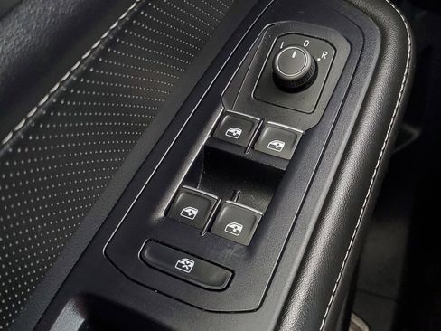 Used 2024 Volkswagen Atlas Cross Sport SE AWD/4WD image 19