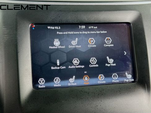 Used 2019 Jeep Cherokee Latitude w/ Cold Weather Group image 18