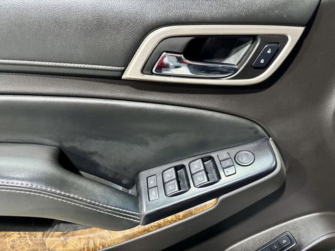 Used 2015 GMC Yukon XL Denali w/ Open Road Package image 24