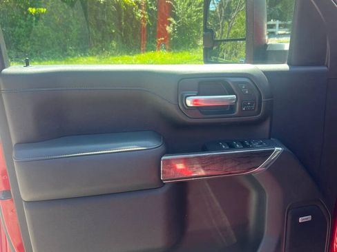 Used 2020 Chevrolet Silverado 2500 LTZ w/ LTZ Texas Edition AWD/4WD image 13