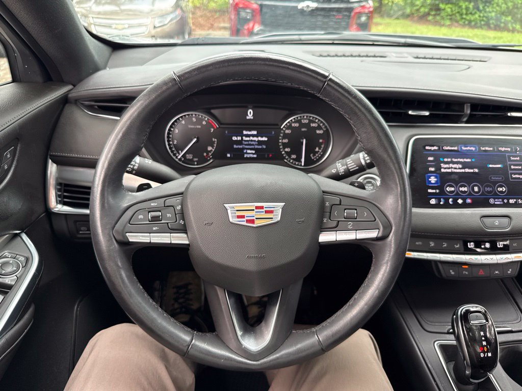 Used 2023 Cadillac XT4 Premium Luxury w/ Cold Weather Package FWD image 29