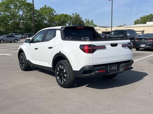 New 2026 Hyundai Santa Cruz SE FWD image 7