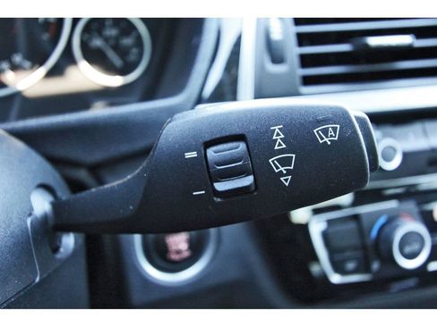 Used 2017 BMW 330i Sedan image 21