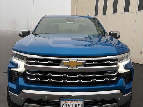 Used 2022 Chevrolet Silverado 1500 LTZ image 2