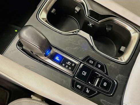 Used 2023 Lexus RX 350 Premium w/ Accessory Package AWD/4WD image 25