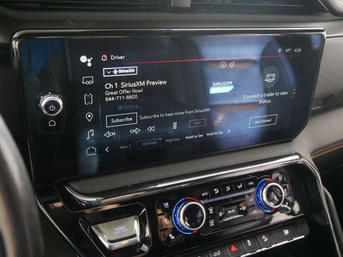 Certified 2022 GMC Sierra 1500 AT4 image 22