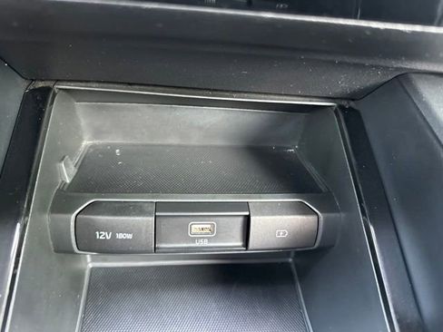 Used 2022 Kia Telluride LX AWD/4WD image 38