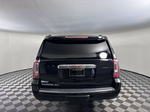 Used 2018 GMC Yukon XL Denali w/ Open Road Package AWD/4WD image 4