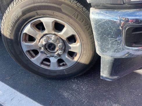 Used 2024 Ford F250 XLT image 4