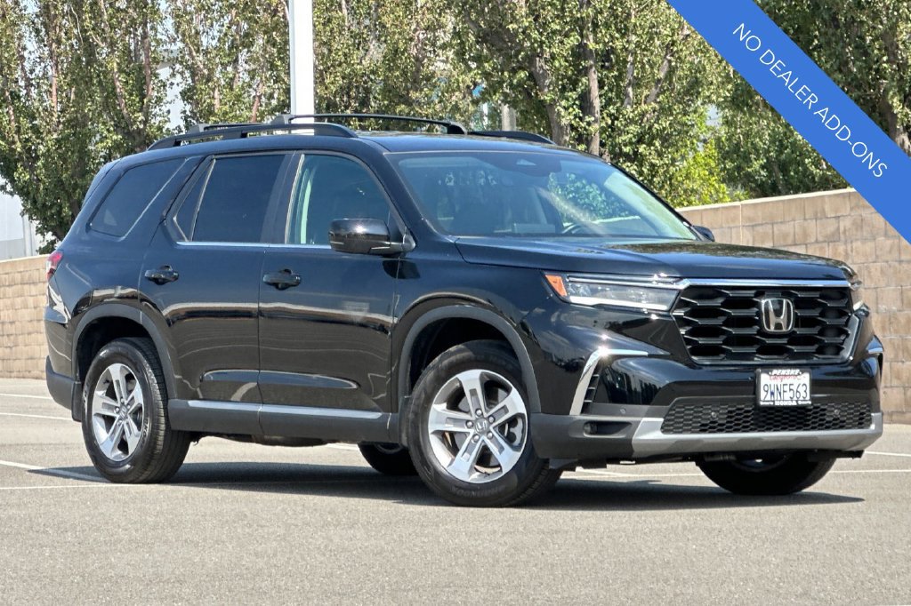 Certified 2025 Honda Pilot EX-L image 2
