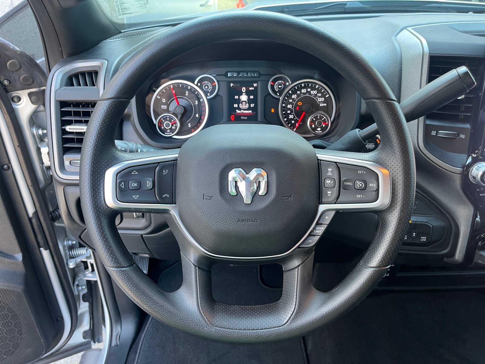 New 2026 RAM 2500 Tradesman AWD/4WD image 12