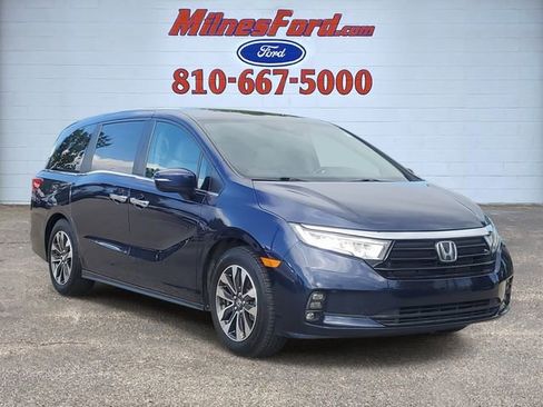 Used 2023 Honda Odyssey EX-L image 2