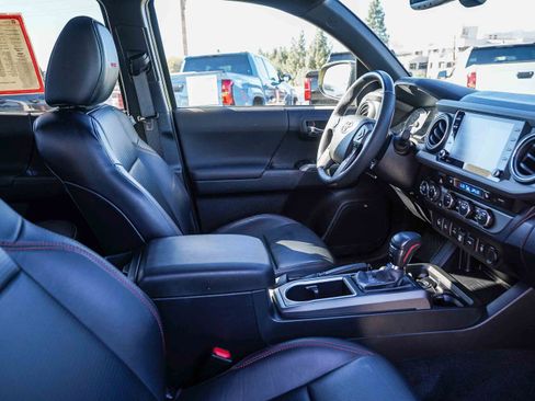 Certified 2022 Toyota Tacoma TRD Pro image 17