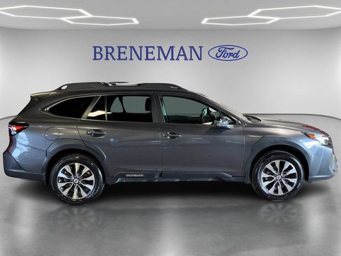 Used 2025 Subaru Outback Limited XT AWD/4WD image 5