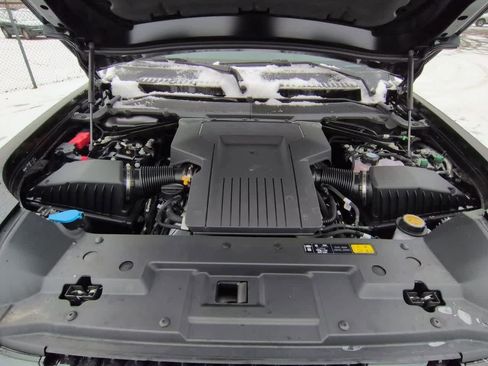 New 2026 Land Rover Defender 110 OCTA image 14