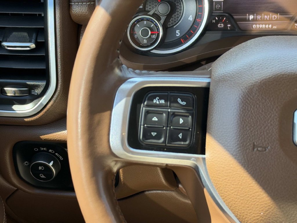 Used 2022 RAM 3500 Laramie AWD/4WD image 13