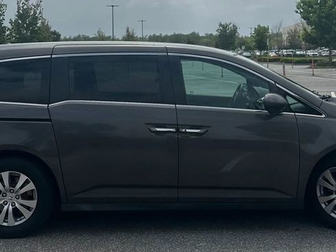 Used 2016 Honda Odyssey SE image 4