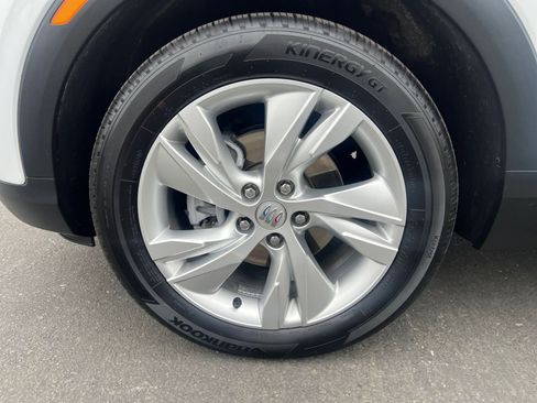 Used 2025 Buick Encore GX Preferred image 30